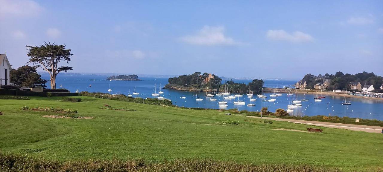 Appartement entier, La campagne à la plage in Saint-Lunaire, Région de Saint-Malo