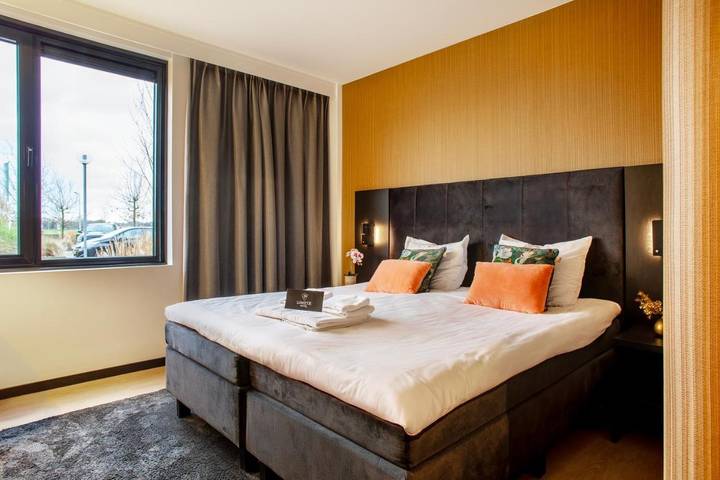 Hôtel pour 2 personnes, avec vue à Lisse - 3