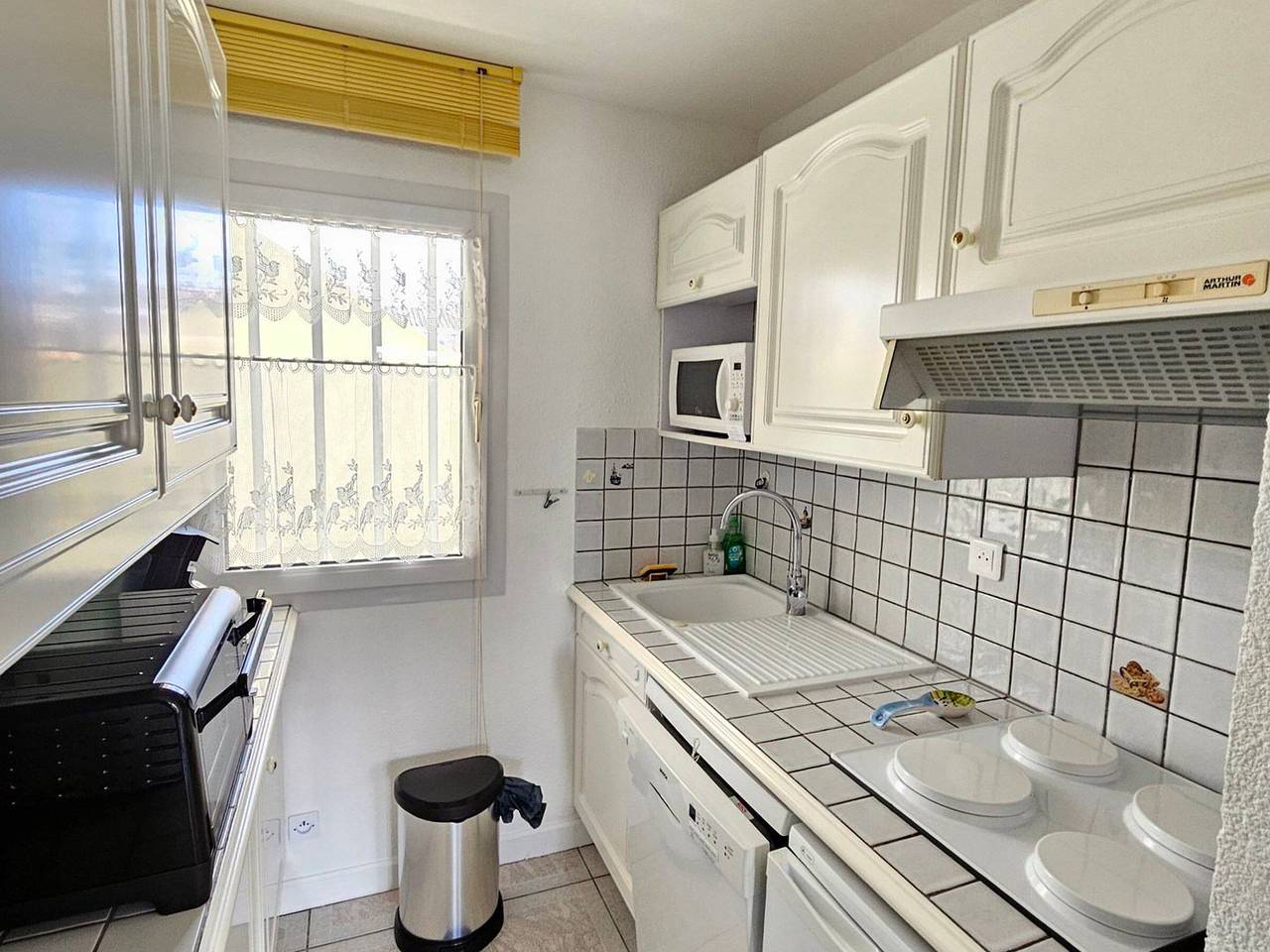 Appartement entier, Appartement Centre-Ville Calme avec Balcon et Garage - Saint-Georges-de-Didonne in Saint-Georges-de-Didonne, Côte de Beauté