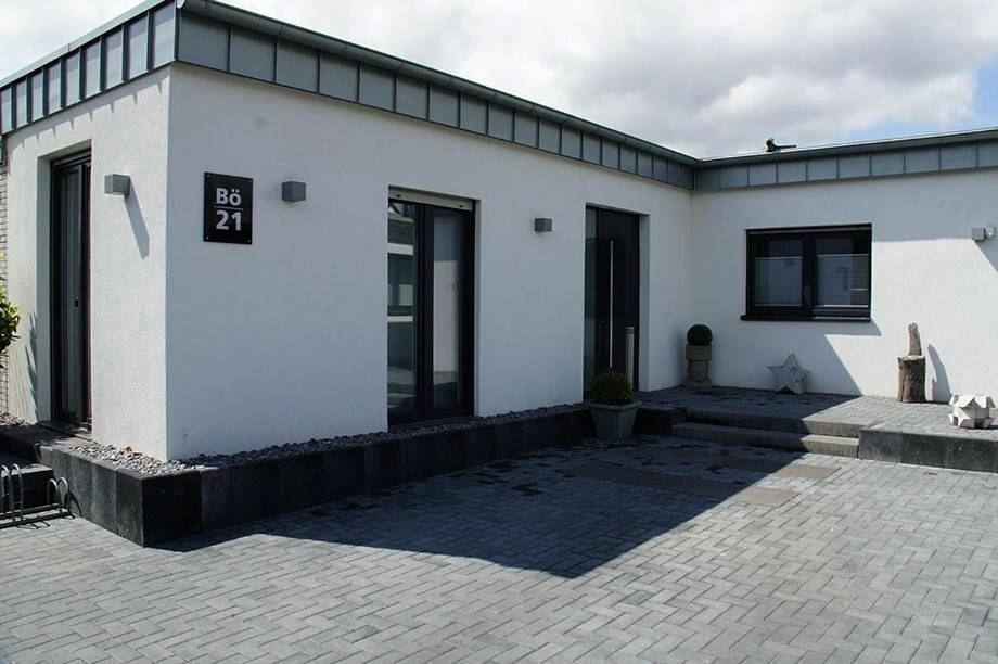 Ganze Ferienwohnung, King Studio with Sofa Bed in Kaarst, Rhein-Kreis Neuss