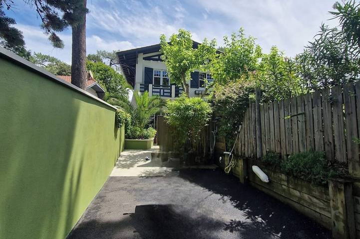 Villa pour 9 personnes, avec jacuzzi et jardin - 1