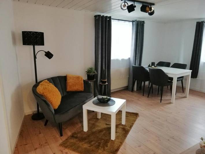 Ferienwohnung für 3 Personen, mit Terrasse in Klingenmünster
