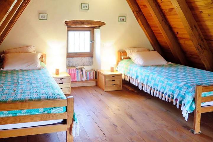 Location de vacances pour 4 personnes, avec jardin à Labastide-Murat