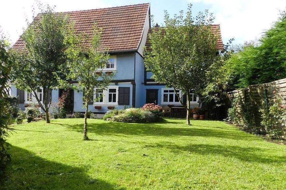 Fachwerkhaus mit Garten, Grill und Terrasse in Hörselberg-Hainich, Hainich