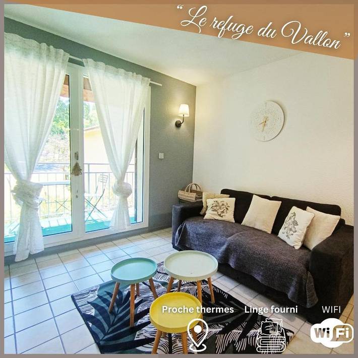 Appartement de vacances pour 4 personnes, avec piscine ainsi que vue et balcon