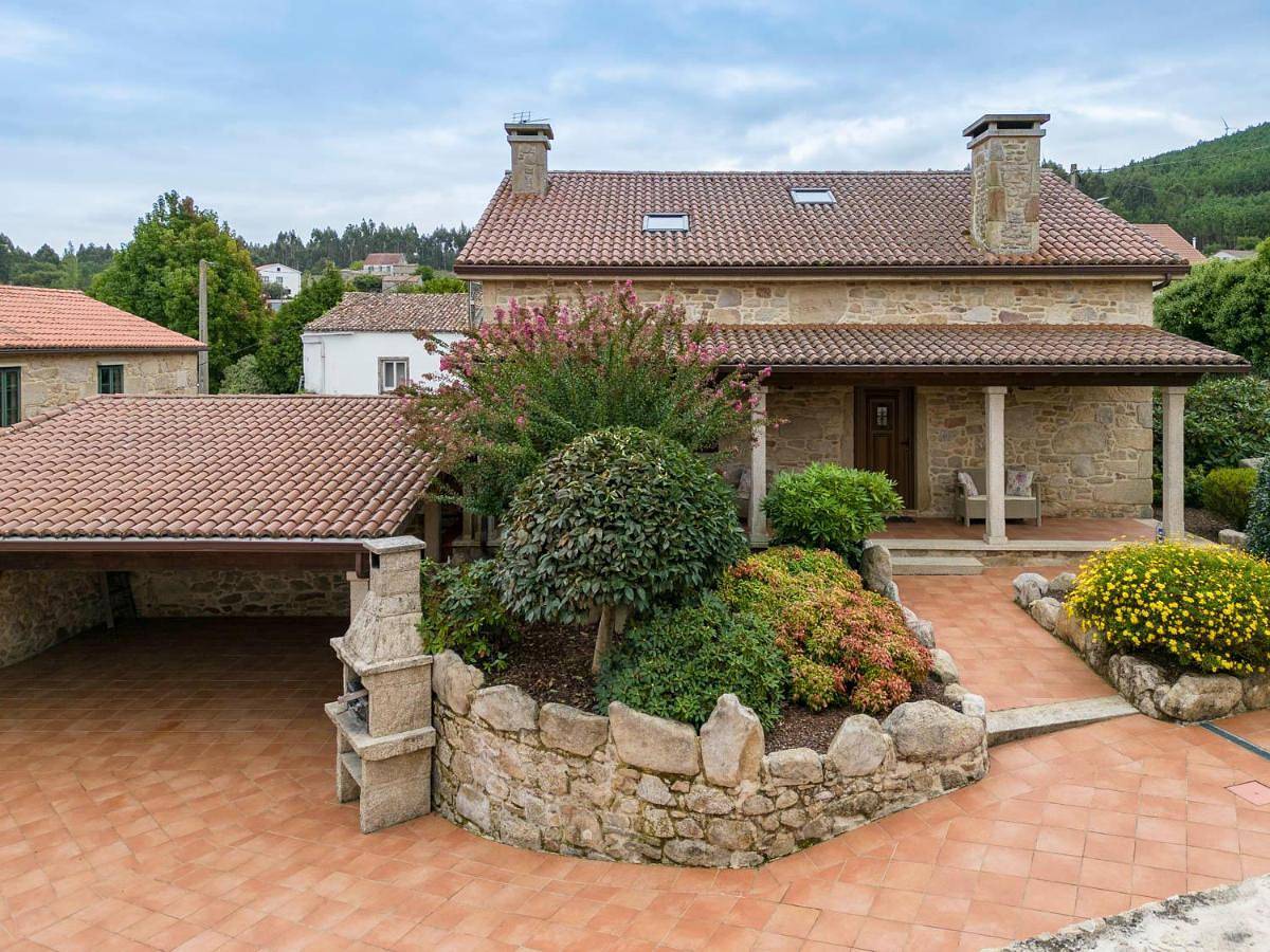 Lar de Arousa 1 in Catoira, Rias Baixas