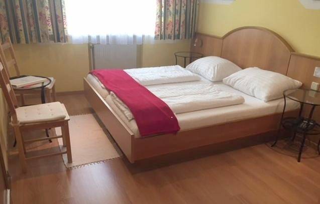 Hotel, mit Garten in Klosterneuburg - 4