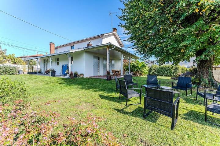 Ferienhaus für 10 Personen, mit Garten - 1