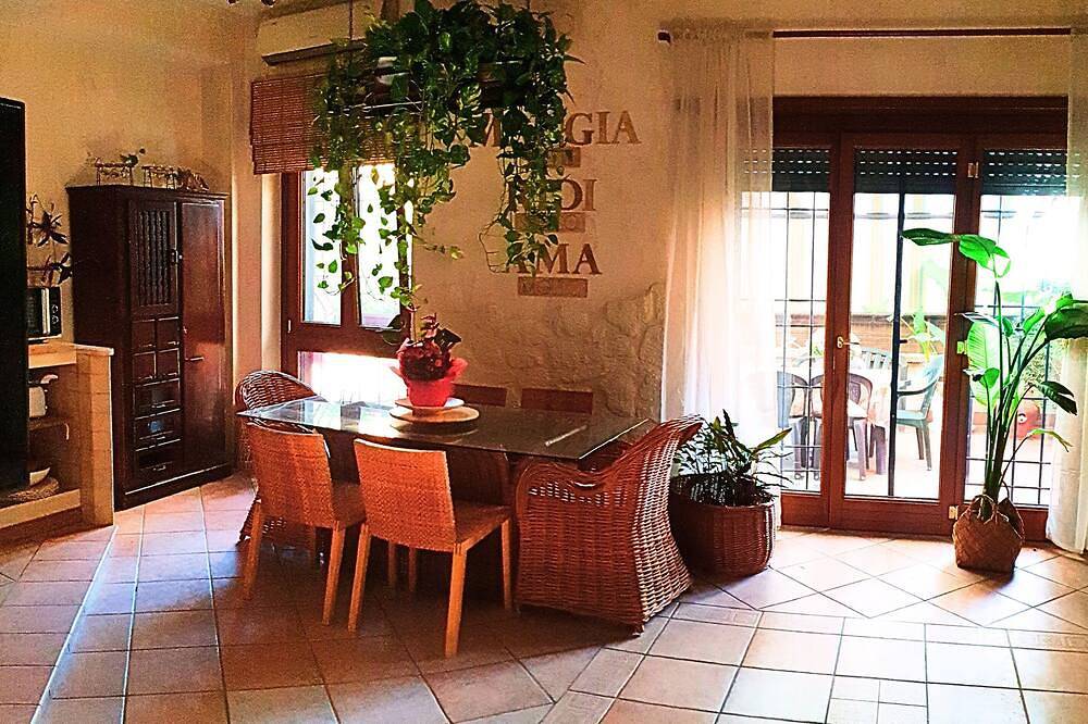 Apartamento entero, Mialma Holiday Home Roma - Hogar lejos del hogar in Ciampino, Castelli Romani