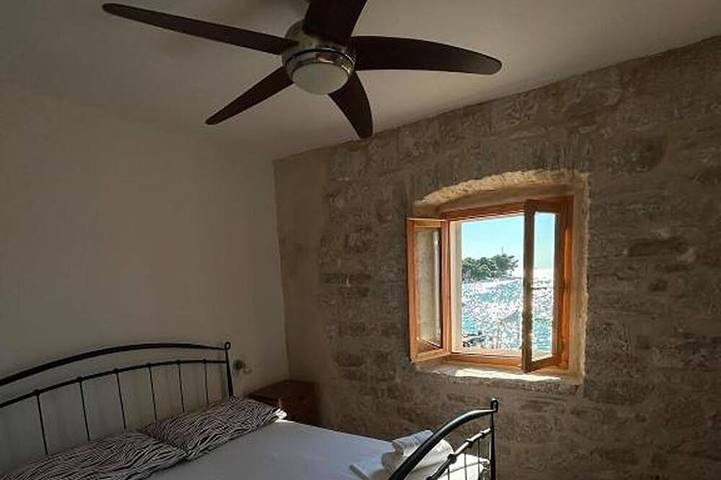 Ganze Wohnung, Three Bedroom Apartment with Sea View in Dubrovnik-Neretva