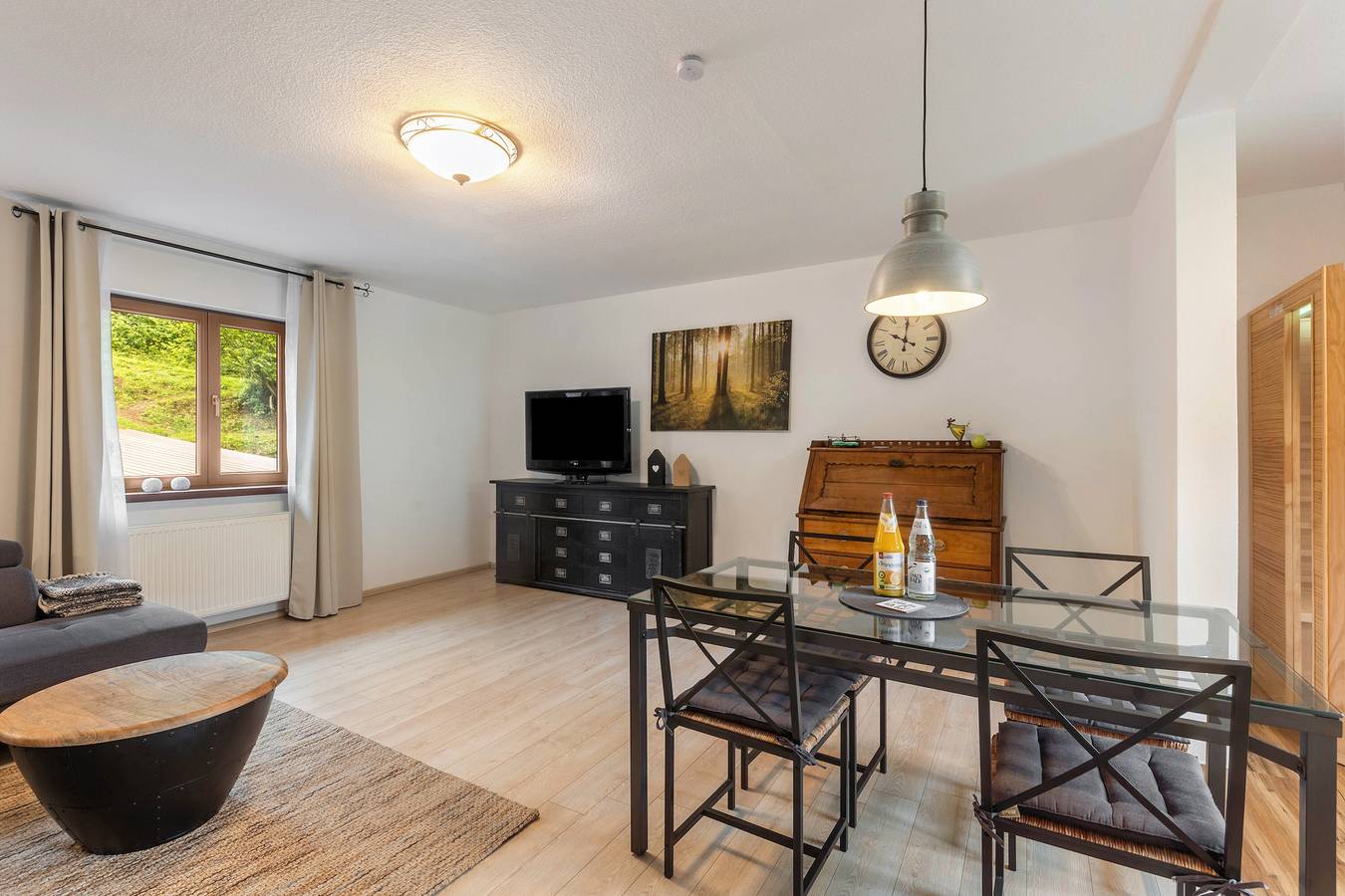 Entire apartment, Holiday Apartment "Helmenhube 2" with Sauna, Community Garden and Wi-Fi in Beerfelden, Odenwaldkreis