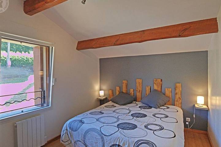 Gîte pour 4 personnes, avec Terrasse et Jardin à Saint-Chamond - 4