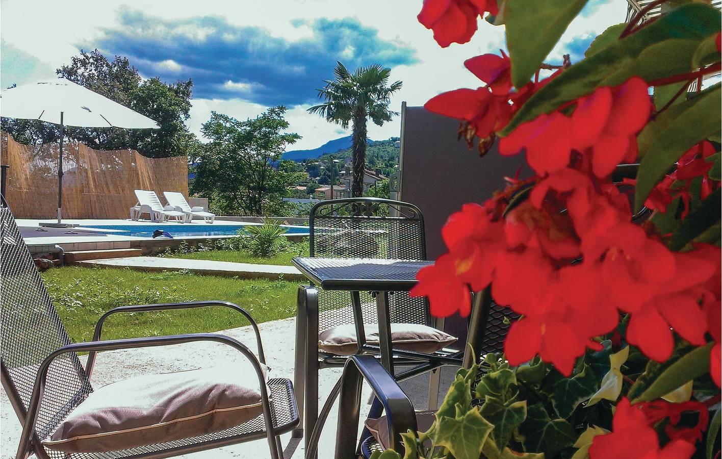 Spacieux appartement de 145 m² avec piscine, Wi-Fi, à 2 km de la plage in Opatija Riviera