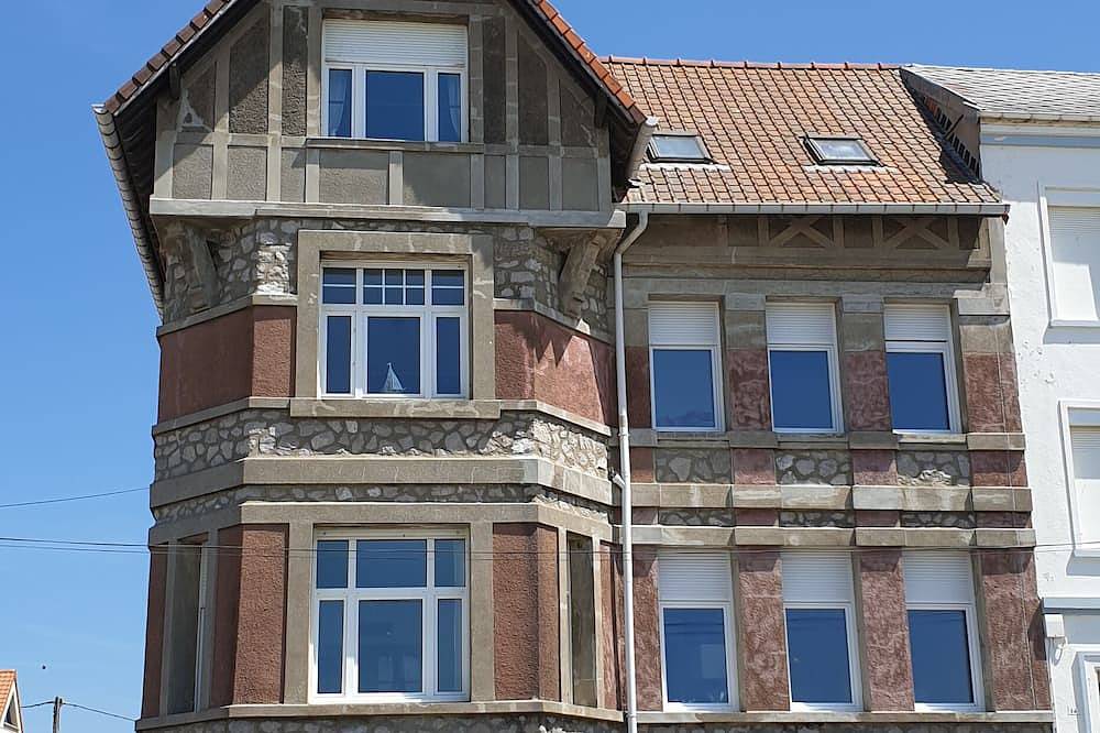 Appartement entier, Face mer, Vue Panoramique Exceptionnelle Sur La Mer Et La Plage in Ambleteuse, Région de Boulogne-sur-Mer