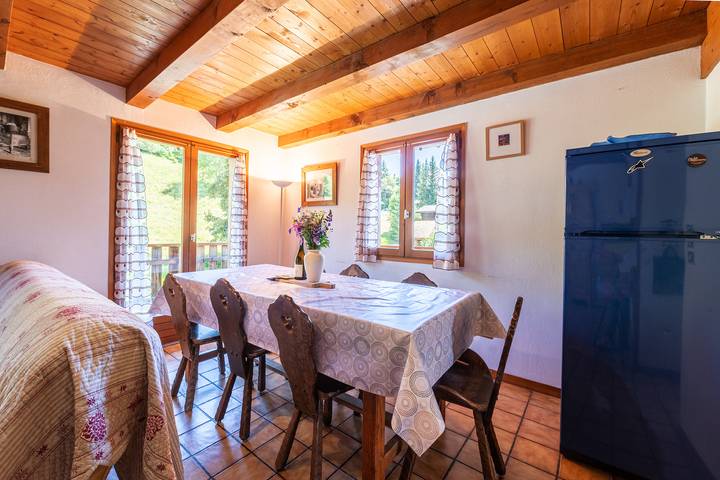 Chalet pour 8 personnes, avec bassin pour enfant et jardin, animaux acceptés à Crest-Voland - 3