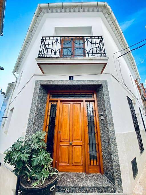 Apartamento de vacaciones para 8 personas, con Balcón además de Terraza y Vistas en Canal de Navarrés