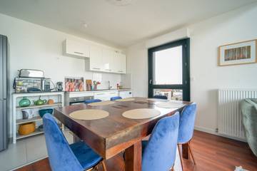 Location De Vacances pour 8 Personnes dans Asnières-sur-Seine, Hauts-de-Seine, Photo 2