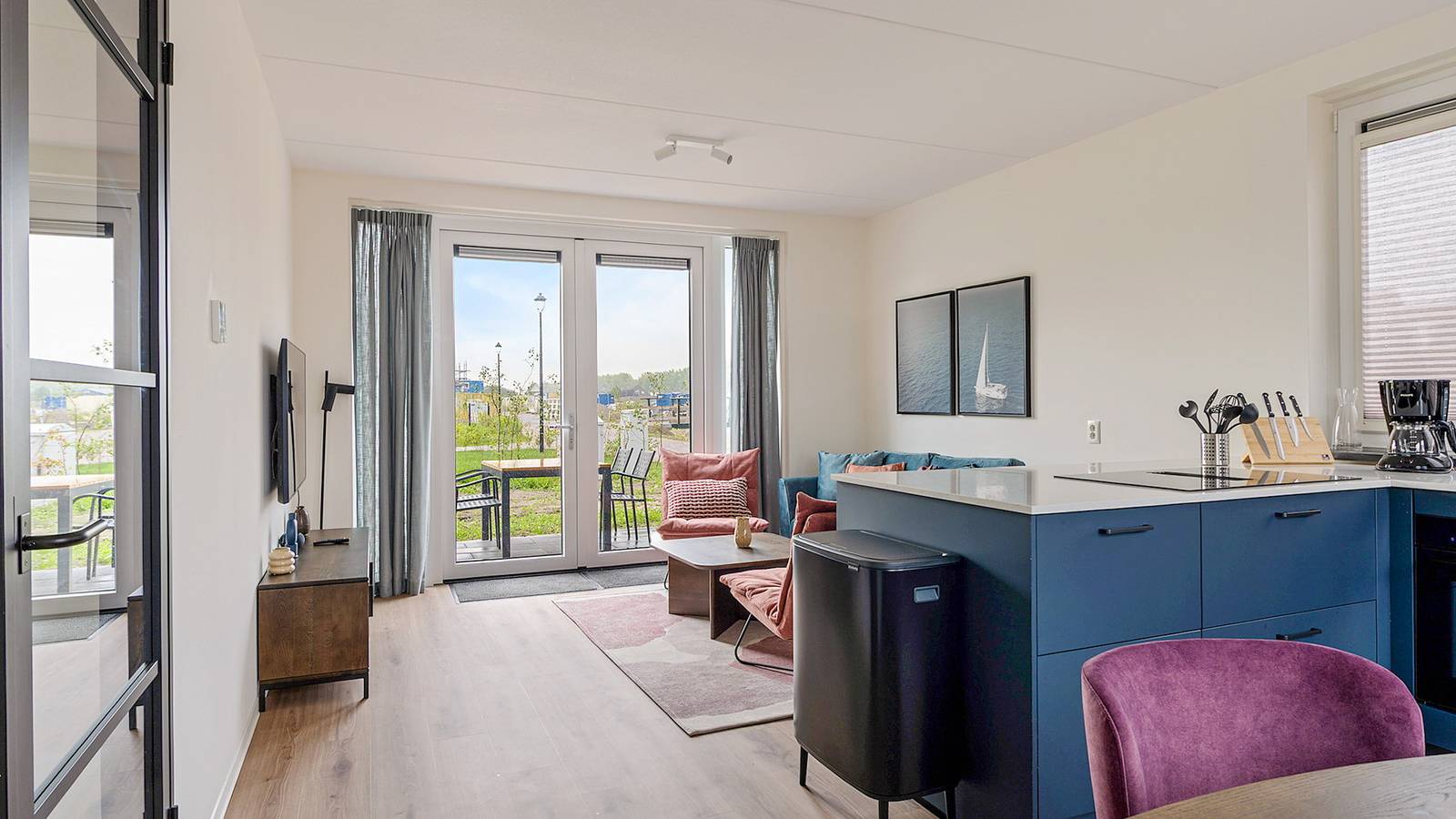 Dormio Resort Medemblik —  Dijkhuys Binnen in Ijsselmeer