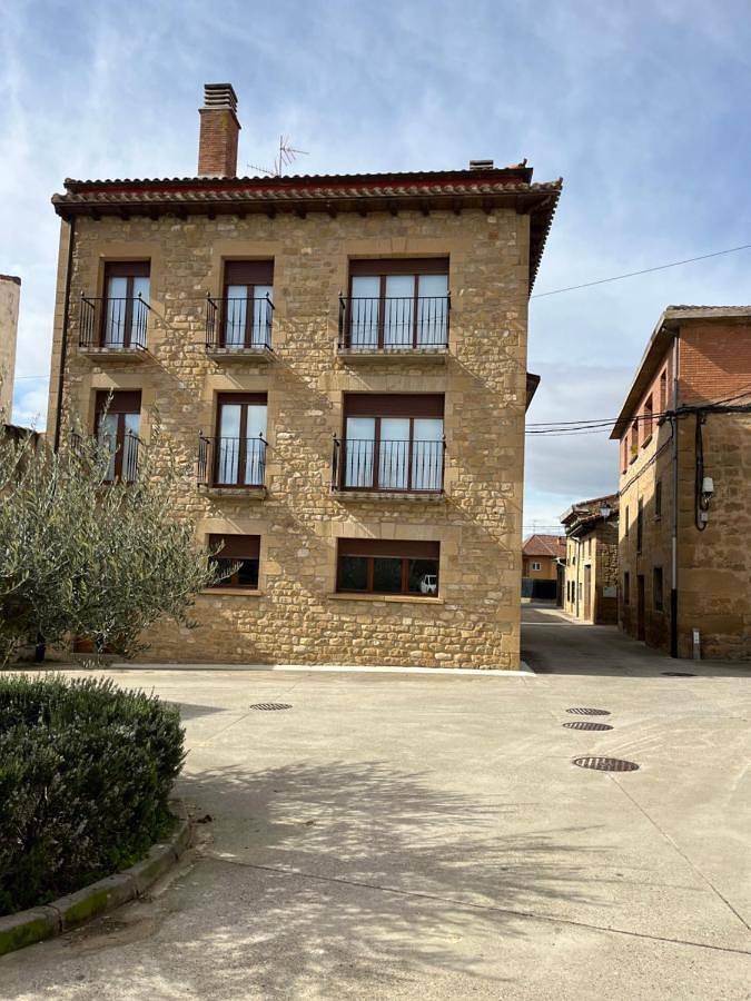 Ferienhaus für 8 Personen, mit Balkon und Ausblick - 1