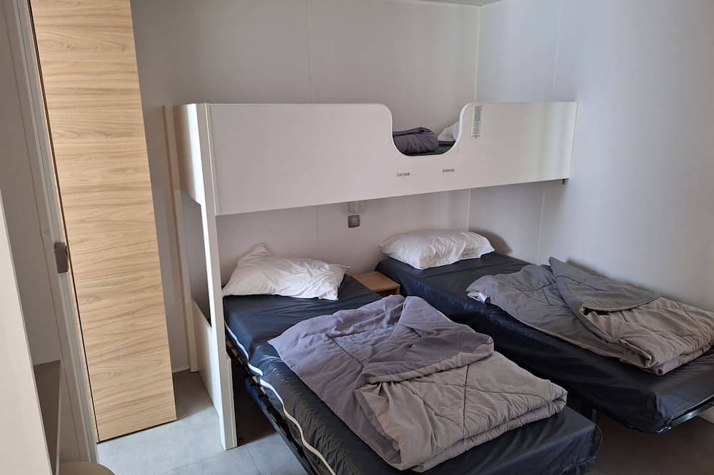 Mobil-home 5 pers / 2 sdb – Camping 5⭐ La Yole – Plage 500 m – Terrasse neuve in Vendres, Côte méditerranéenne (France)