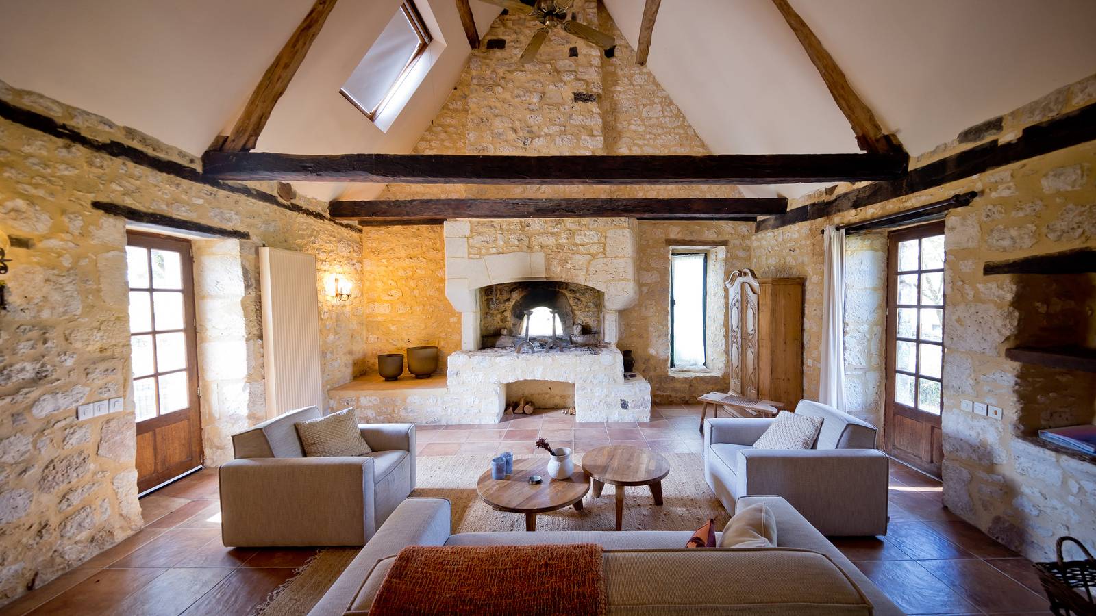 Maison de Feu in Naussannes, Périgord Pourpre