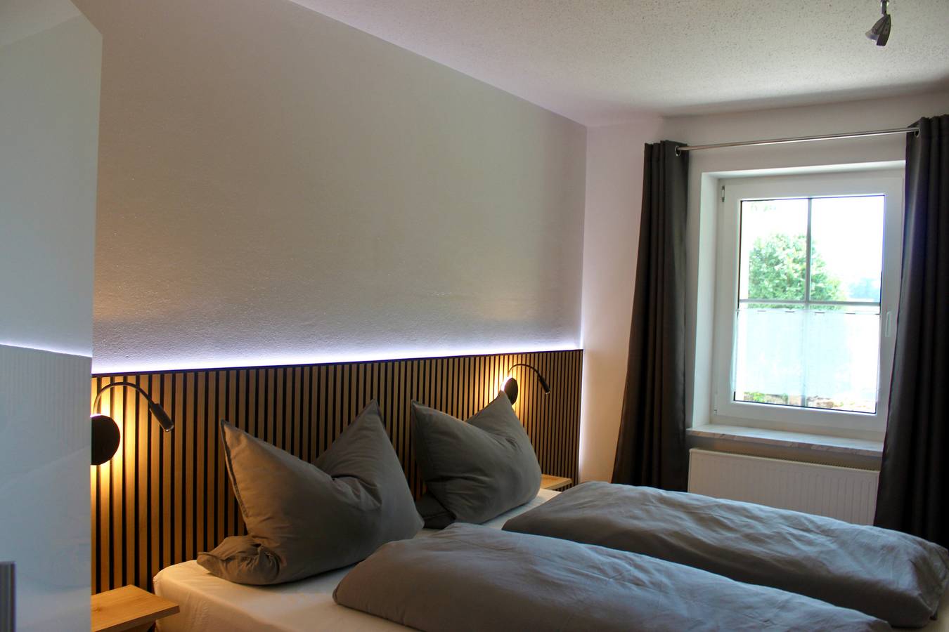 Ganze Wohnung, Ferienwohnung 'Sonnenterrasse' mit privater Terrasse, privatem Garten und Wi-Fi in Merkendorf, Romantische Straße