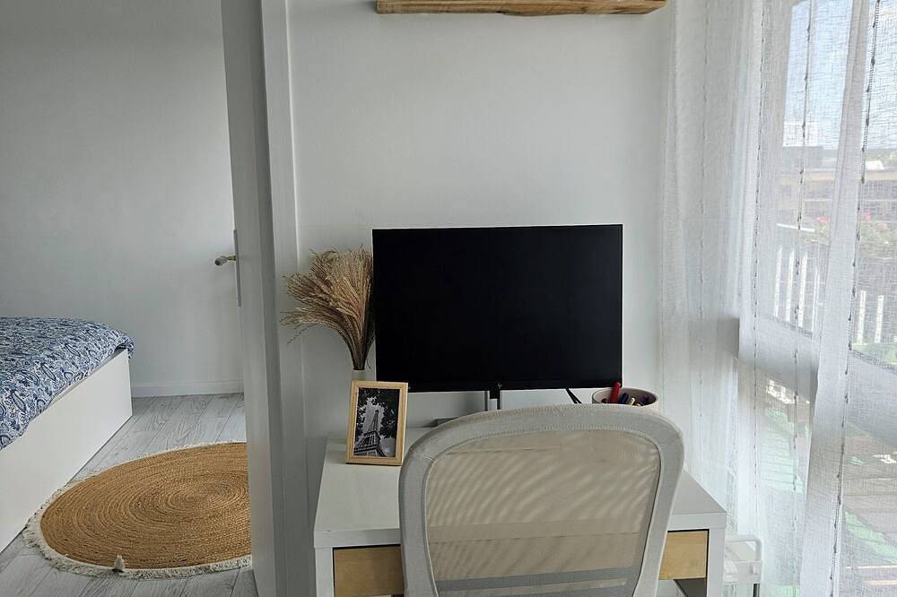 Entire apartment, The suspended break between Versailles and Paris in Vélizy-Villacoublay, Yvelines