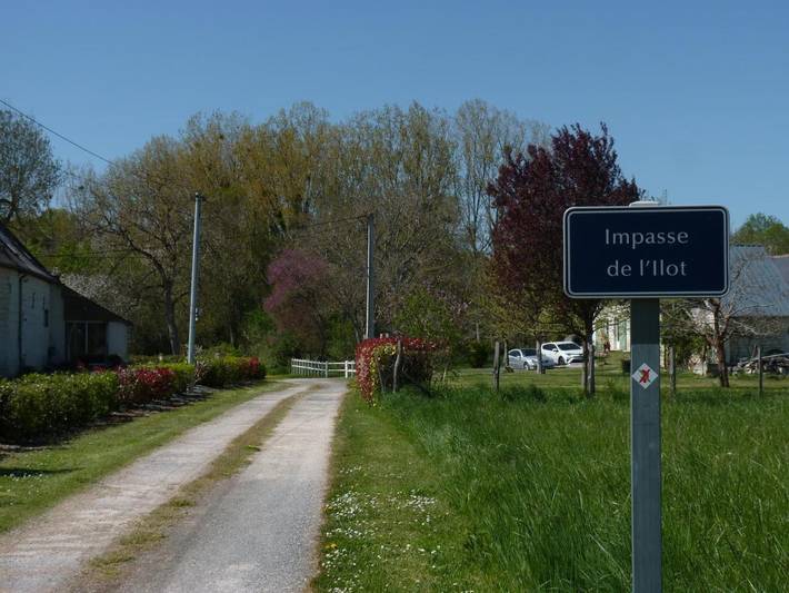 Location de vacances pour 3 personnes, avec vue ainsi que terrasse et jardin à Chouzé-sur-Loire - 4