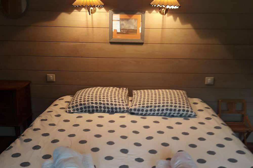 Charming Breton house in a green setting in Landunvez, Brest und Umgebung
