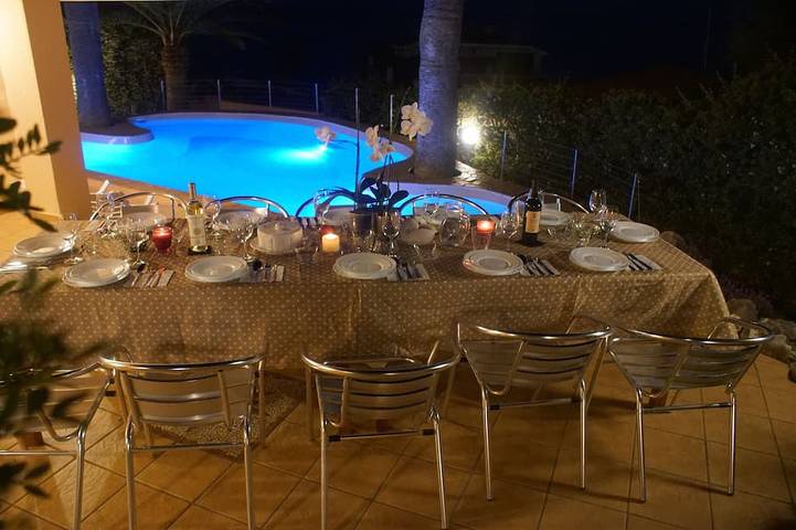 NeaVilla,für 11 Personen,Swimmingpool, Panoramaterrasse,70Mt vom Strand entfernt in Maladroxia, Sant'Antioco Stadt