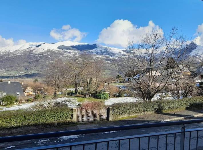 Location de vacances pour 8 personnes, avec sauna ainsi que vue et jardin à Arcizans-Avant - 3
