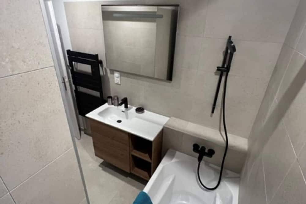 Ganze Wohnung, Appartement-loft de Centre-ville in Montélimar, Nyons und Umgebung