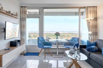 Ferienwohnung für 3 Personen, mit Ausblick und Balkon sowie Pool in Timmendorfer Strand