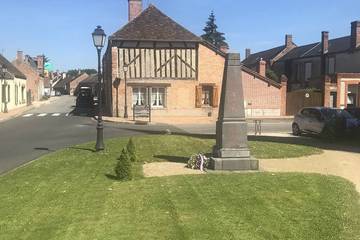 Gîte pour 10 personnes, avec terrasse à Pierrefitte-sur-Sauldre