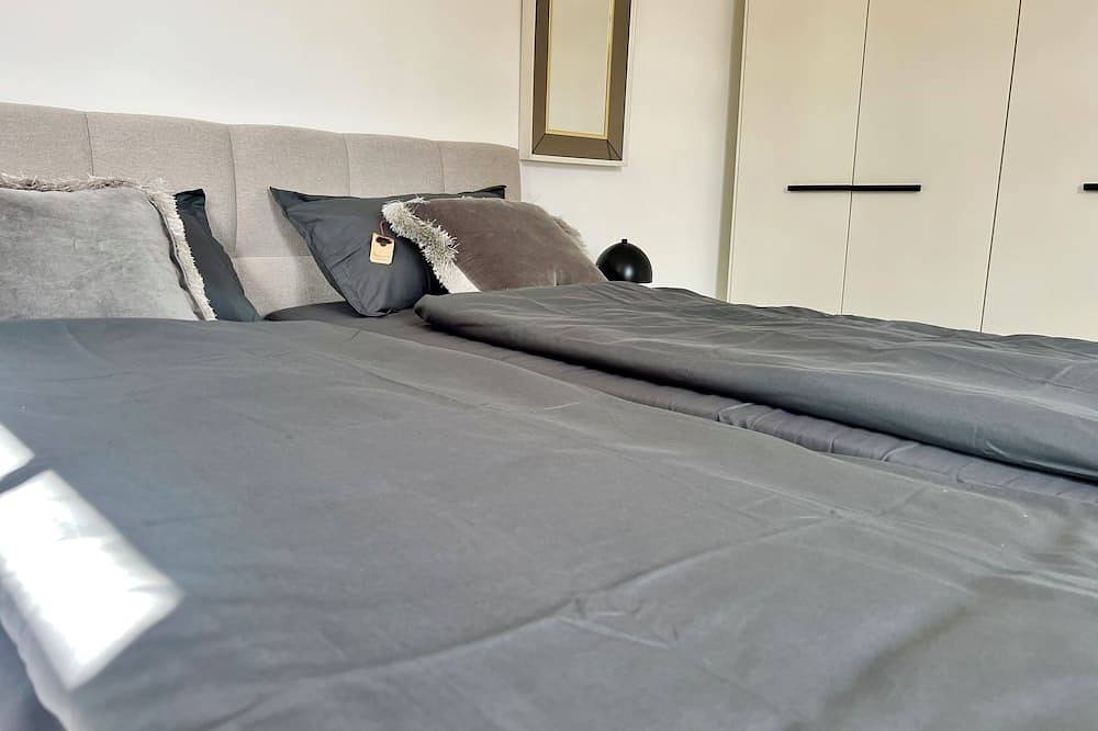 Villa mit Balkon im Stadtzentrum, Lift-, Luxus-Apartment im Beletage in Bad Hall, Steyr-Land