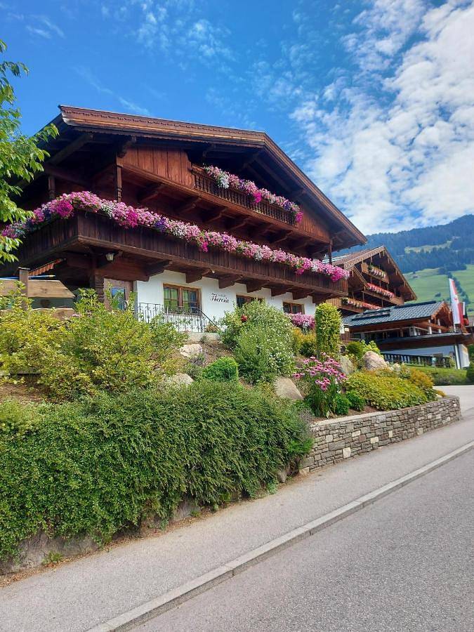 Haus Theresia in Alpbach, Kaisergebirge