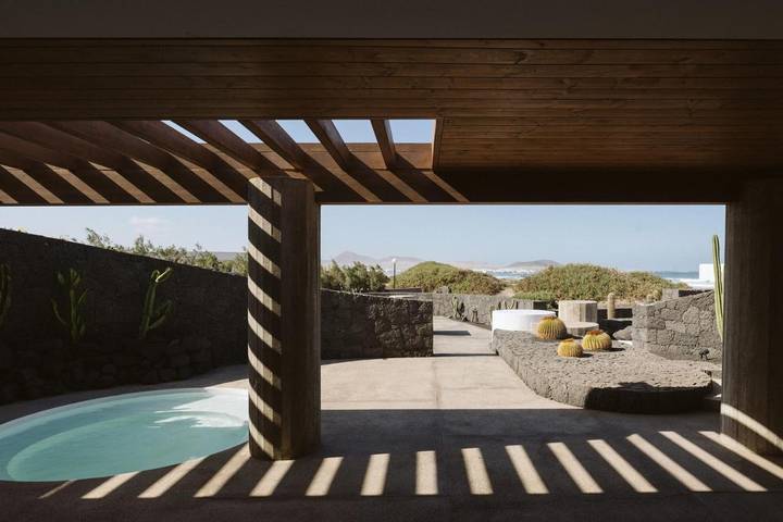 Casa rural para 10 personas, con Balcón y Terraza además de Jardín y Piscina en Famara - 2