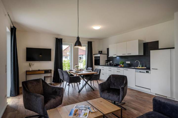 Ferienwohnung für 4 Personen, mit Terrasse und Sauna in Nationalpark Vorpommersche Boddenlandschaft - 2