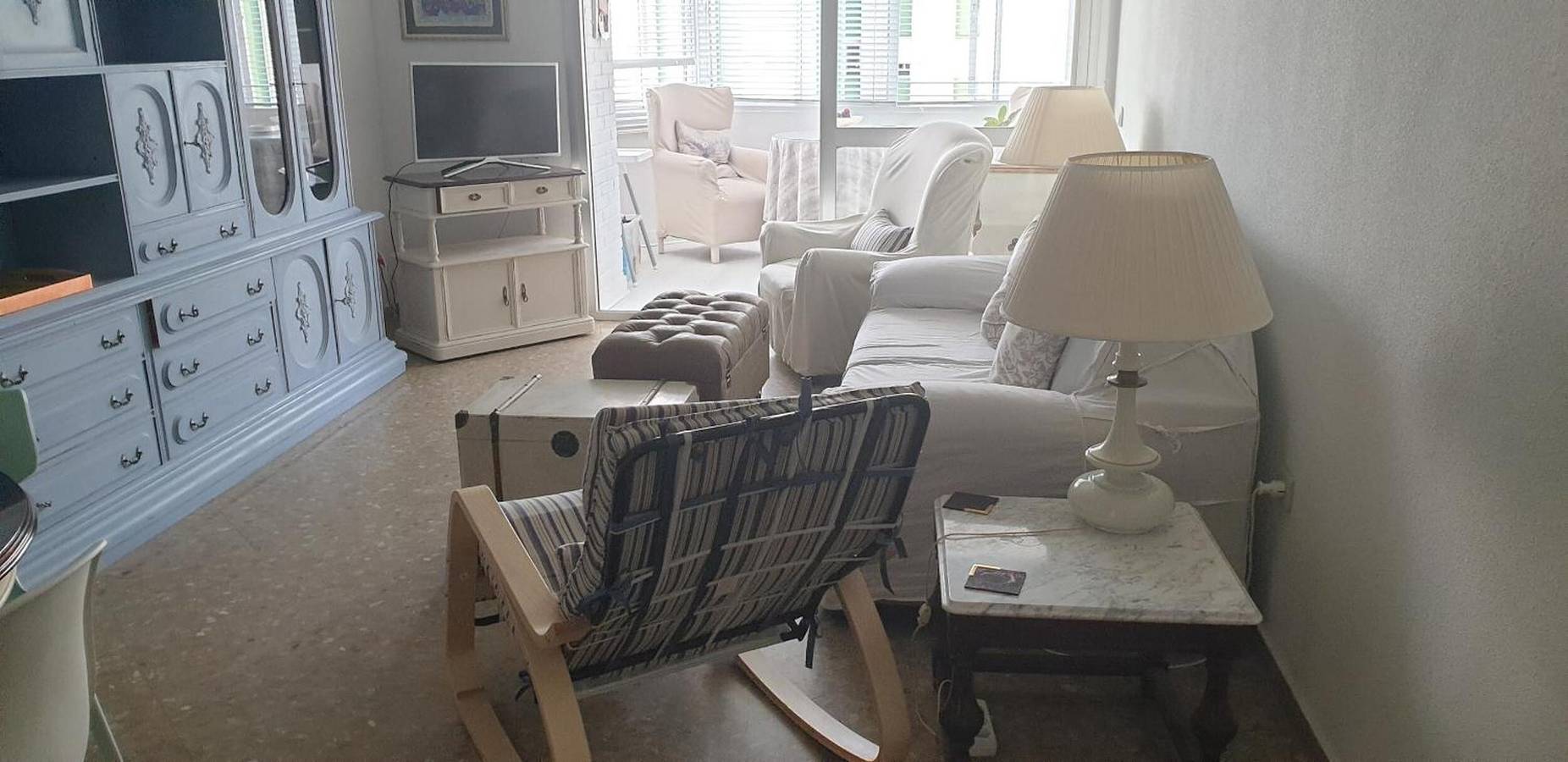 Apartamento entero, Apartamento de 110 m² en El Palo con vistas al mar, Wi-Fi y aire acondicionado, parking in Playa del Palo, Málaga