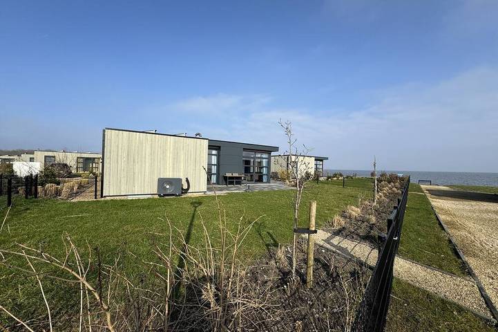 Ferienhaus für 4 Personen, mit Terrasse und Garten in Enkhuizen