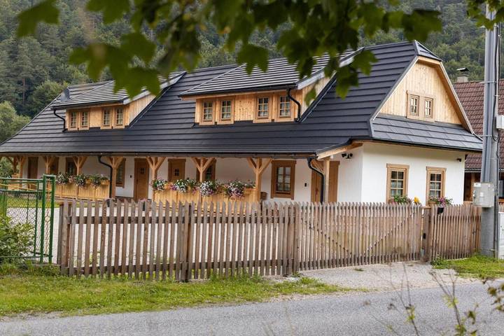 Apartament wakacyjny dla 8 osób, z ogród i widok w Park Narodowy Słowacki Raj