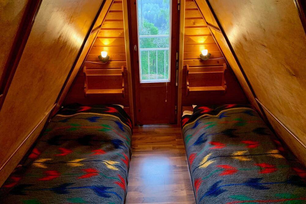 Vogtlfinn - Vogtländischer Hochgenuss mit Charakter - Finnhütte mit Schlafboden in Zwota, Klingenthal