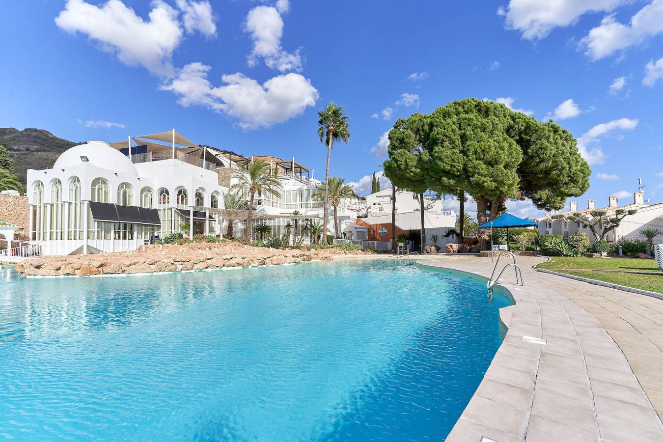 Ganze Wohnung, Ferienwohnung 'Ella' mit Meerblick, Wi-Fi und Klimaanlage in Nerja, Costa del Sol