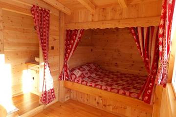 Gîte pour 4 personnes, avec jardin dans Vars (station de ski)