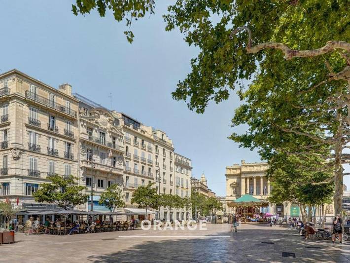 Gîte pour 2 personnes, avec vue dans Office De Tourisme Et Des Congres De Marseille - 4