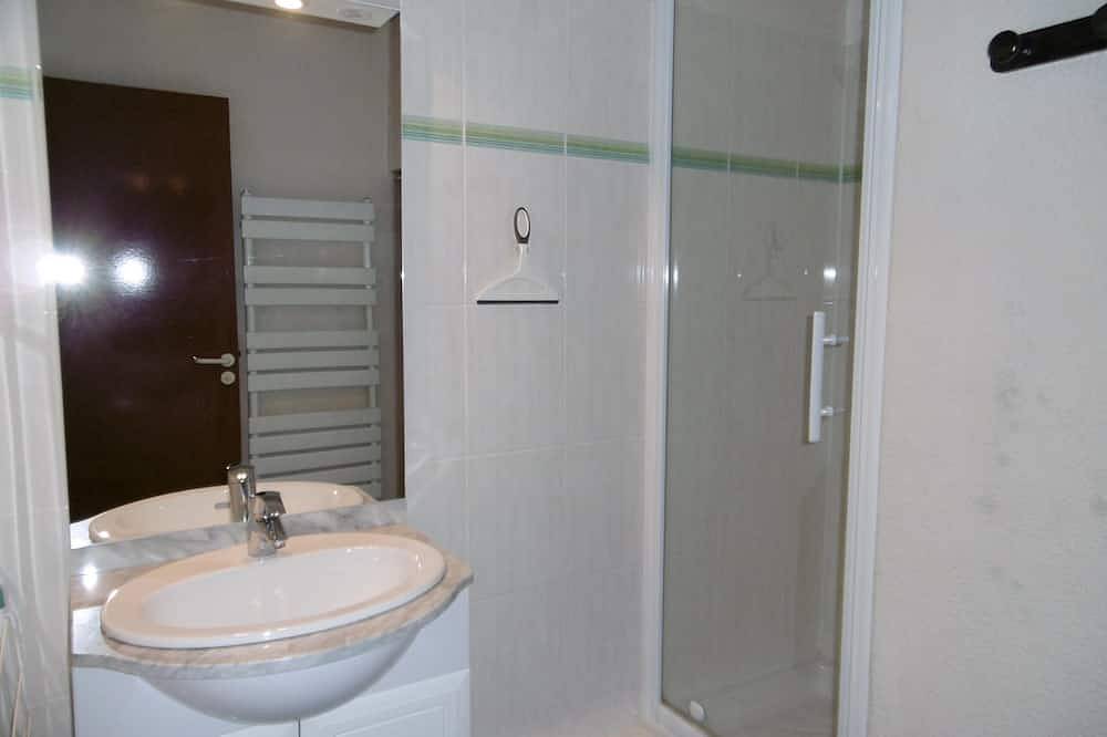 Appartement entier, Studio 150m des pistes au calme in Gourette, Eaux-Bonnes