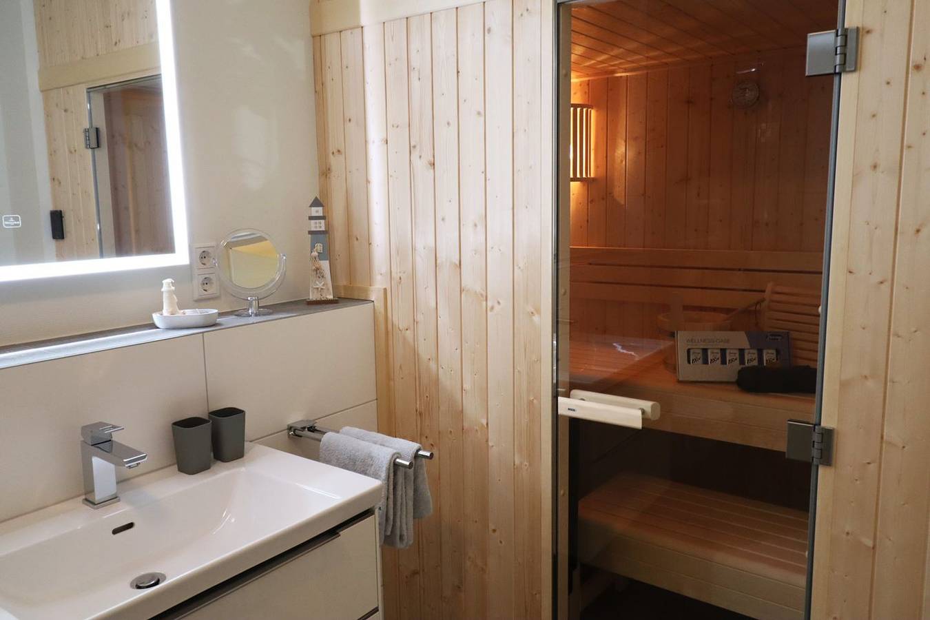 Ganze Wohnung, Auszeit – Sauna. Terrasse. Strandnah. in Tossens, Butjadingen