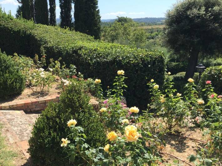 Apartamento entero, Gemütliche Wohnung mit Grill, Garten und Gemeinschaftspool in Chiusi, Chianti