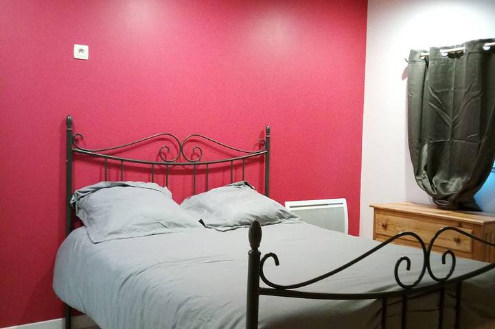 Gîte pour 10 personnes à Saint-Jacques-des-Blats - 2