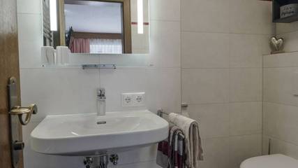 Hütte für 2 Personen in Nesselwängle, Außerfern, Bild 3